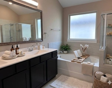 2609 Chevy Chase Drive - Photo Thumbnail 24