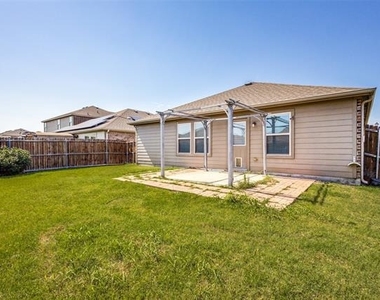 1101 Rainer Drive - Photo Thumbnail 22