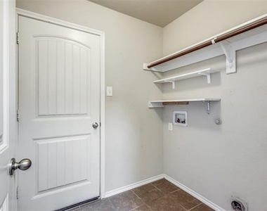 1101 Rainer Drive - Photo Thumbnail 13