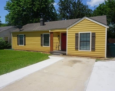 1706 N Ricketts Street - Photo Thumbnail 2