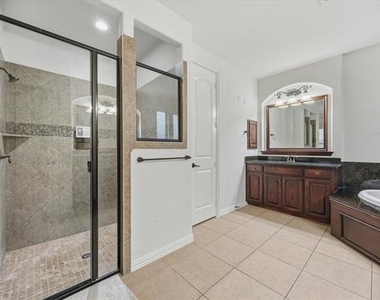 201 Chatfield Drive - Photo Thumbnail 16