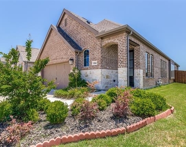 9504 Longhorn Lane - Photo Thumbnail 1