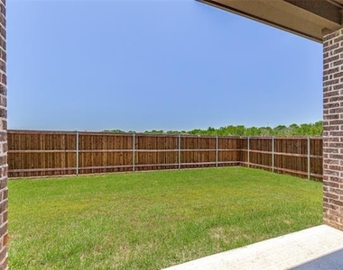 9504 Longhorn Lane - Photo Thumbnail 22