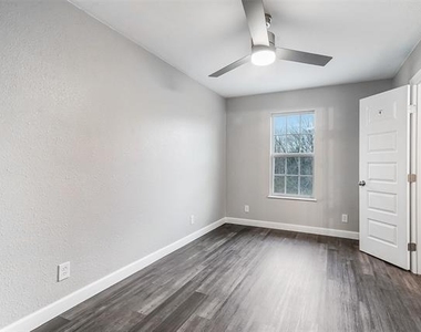813 S Valentine Drive - Photo Thumbnail 28