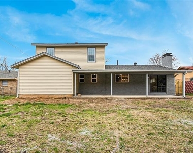 813 S Valentine Drive - Photo Thumbnail 35