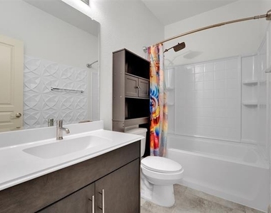 755 Revere Lane - Photo Thumbnail 16