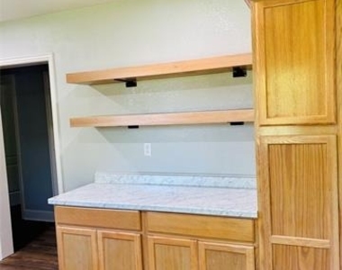 5433 Purington Avenue - Photo Thumbnail 11