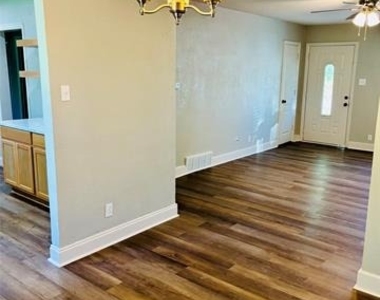5433 Purington Avenue - Photo Thumbnail 5