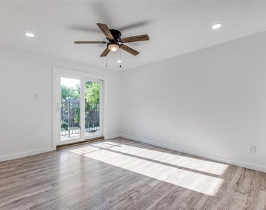 8109 Skillman Street - Photo Thumbnail 6