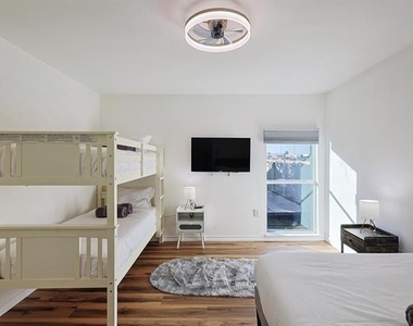 4939 Thunder Road - Photo Thumbnail 17