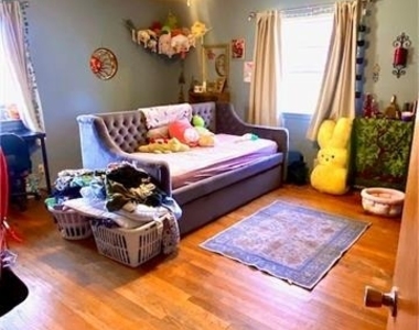 1804 Mohican Street - Photo Thumbnail 8