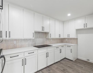 17003 Davenport Road - Photo Thumbnail 12