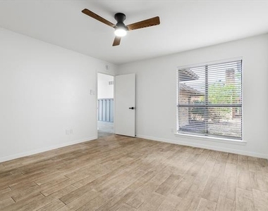 17003 Davenport Road - Photo Thumbnail 33