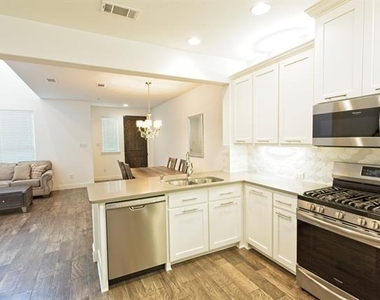 3116 Gaylord Drive - Photo Thumbnail 10