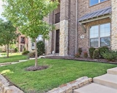 3116 Gaylord Drive - Photo Thumbnail 2