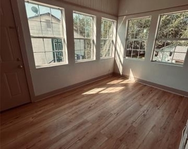 1221 W 2nd Avenue - Photo Thumbnail 9