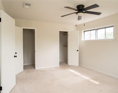 3154 Brincrest Drive - Photo Thumbnail 5