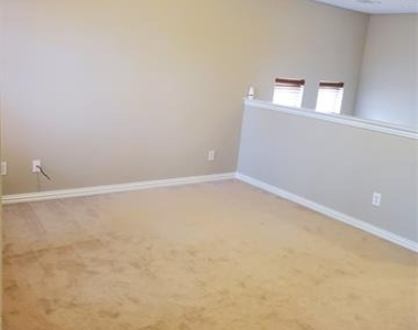 532 Silver Maple Drive - Photo Thumbnail 22