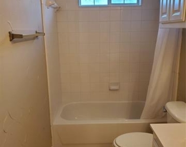 532 Silver Maple Drive - Photo Thumbnail 9