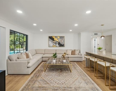 202 Glenn Avenue - Photo Thumbnail 11
