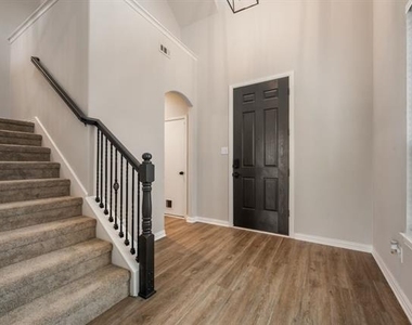1709 Belton Drive - Photo Thumbnail 4