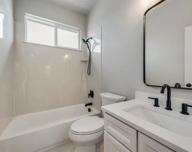 1709 Belton Drive - Photo Thumbnail 18