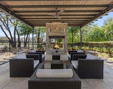 336 Cowling Drive - Photo Thumbnail 29