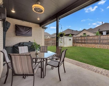 336 Cowling Drive - Photo Thumbnail 24