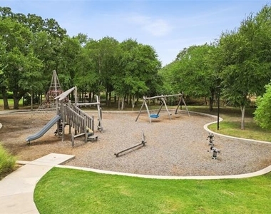 336 Cowling Drive - Photo Thumbnail 30