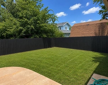 203 W Willow Street - Photo Thumbnail 14