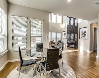 3528 Hollow Pine Drive - Photo Thumbnail 7