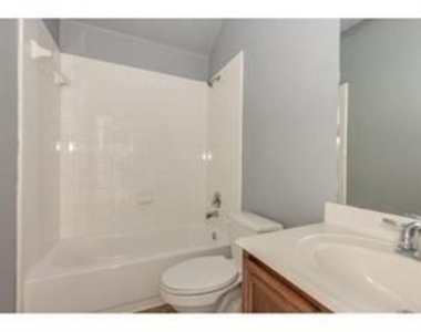 5313 Beacon Lane - Photo Thumbnail 9