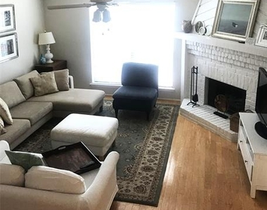 7640 W Greenway Boulevard - Photo Thumbnail 2