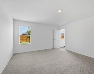 3809 Ontario Way - Photo Thumbnail 16