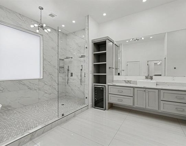 17327 Davenport Road - Photo Thumbnail 24