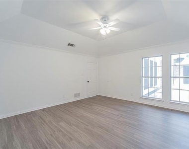 3608 Marianne Circle - Photo Thumbnail 10