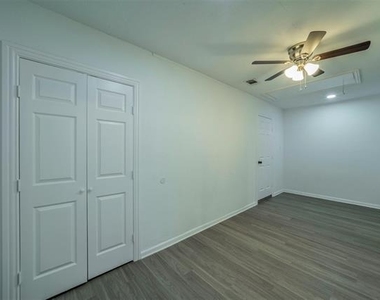 3608 Marianne Circle - Photo Thumbnail 16