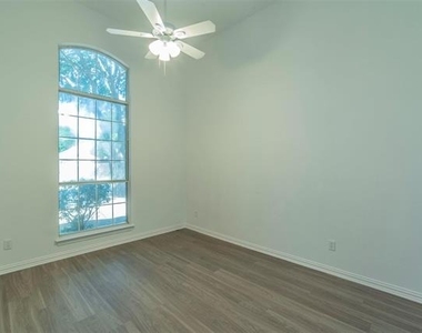 3608 Marianne Circle - Photo Thumbnail 15