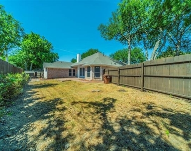 3608 Marianne Circle - Photo Thumbnail 21