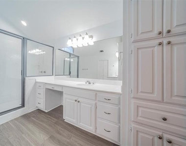 3608 Marianne Circle - Photo Thumbnail 12