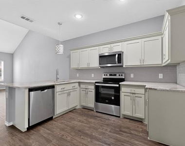 3310 Polk Street - Photo Thumbnail 10