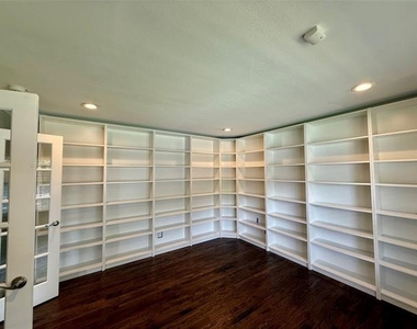 13455 Mill Grove Lane - Photo Thumbnail 5