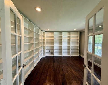 13455 Mill Grove Lane - Photo Thumbnail 4