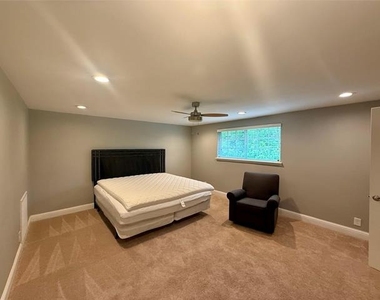 13455 Mill Grove Lane - Photo Thumbnail 32