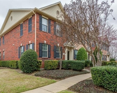 4168 Kyndra Circle - Photo Thumbnail 1