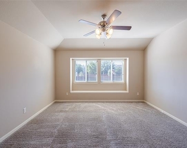 1141 Kingston Court - Photo Thumbnail 21