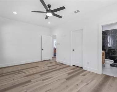 2714 Hector Street - Photo Thumbnail 18