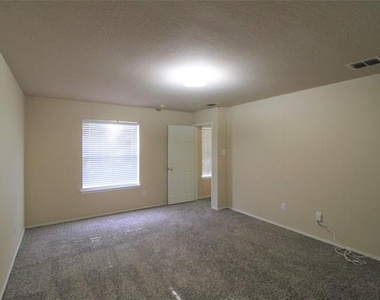 9724 Indian Canyon Drive - Photo Thumbnail 6