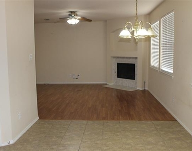 9724 Indian Canyon Drive - Photo Thumbnail 3