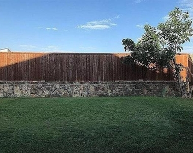 9724 Indian Canyon Drive - Photo Thumbnail 18